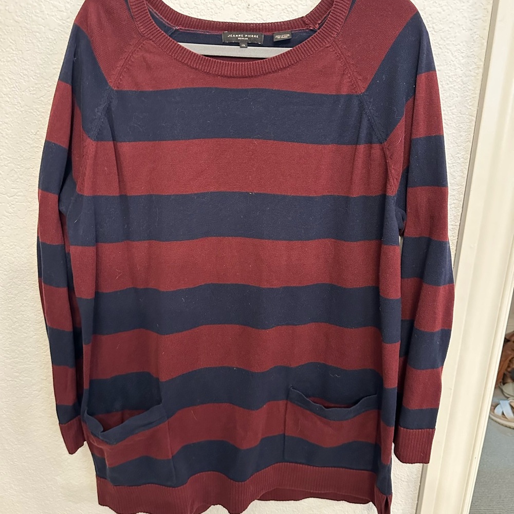 Jeanne Pierre size 1X burgundy/navy tunic sweater.